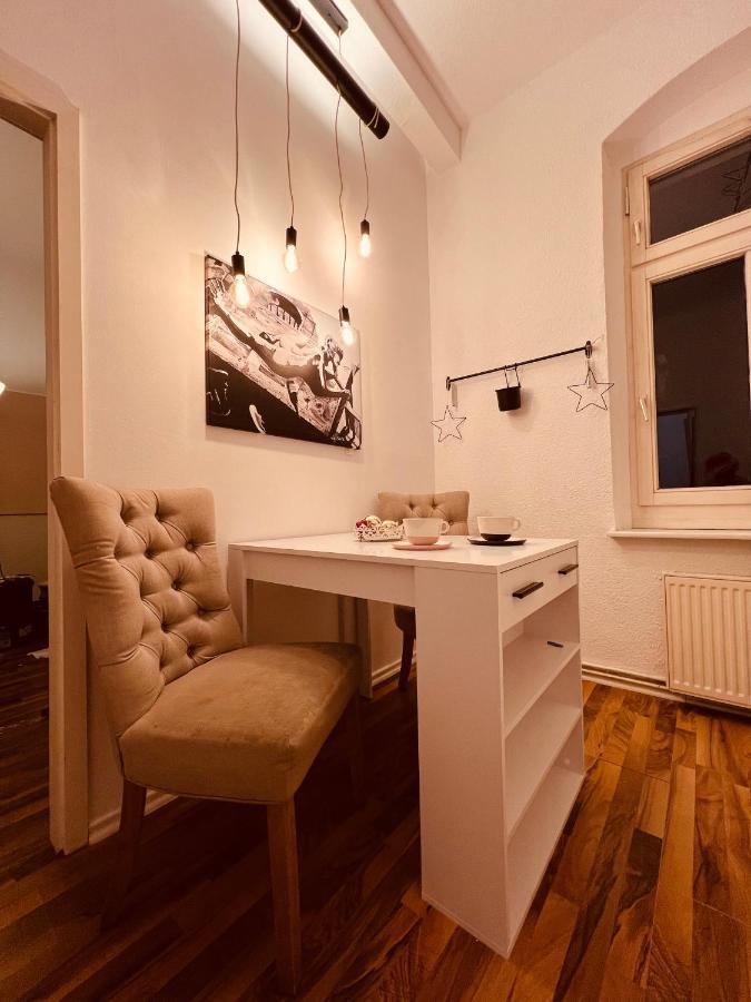 Charmante Ferienwohnung In Dresden Striesen - Frau Pie Appartement Extérieur photo